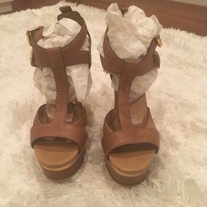 Rare Gucci Sandals Platform Sandals 37.5